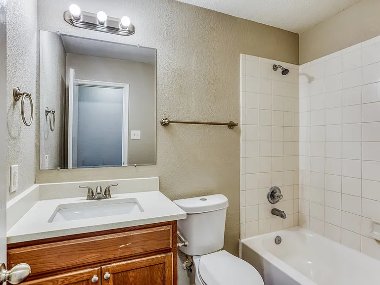 20619 Tayman Oaks Dr — Photo 15