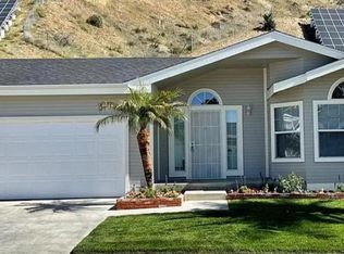 20048 Northcliff Dr, Santa Clarita, CA 91351