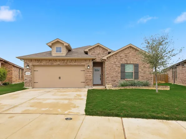 9428 Red Brush Trl, Fort Worth, TX 76131
