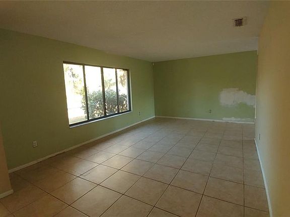 2nd image of 15740 Charter Oaks Trl