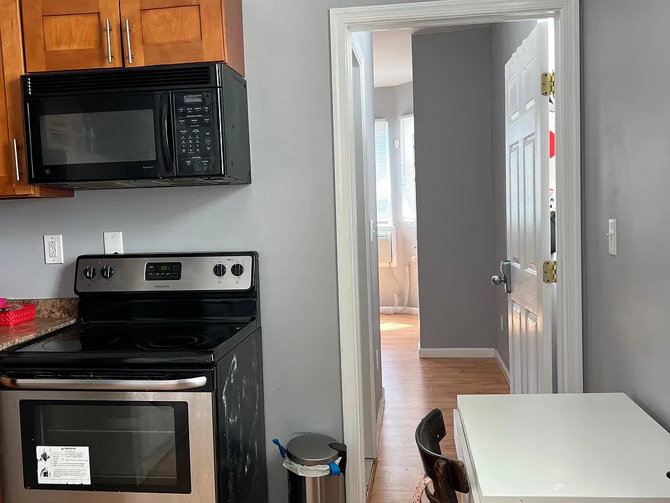 2018 N 8th St #2