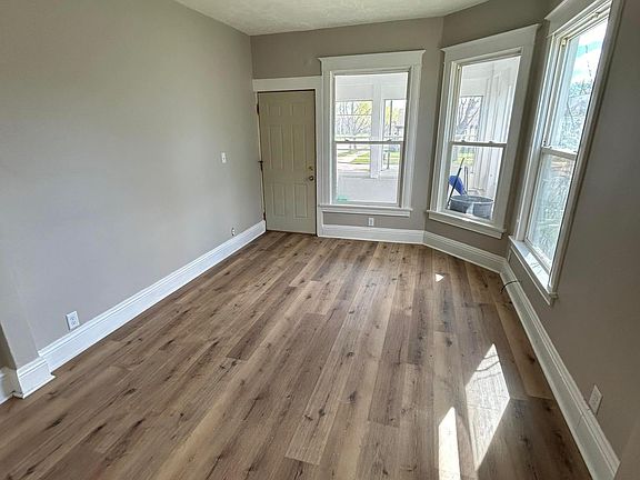 2nd image of 1536 Carlisle Ave #1