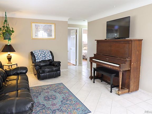 4th image of 3610 Olive St
