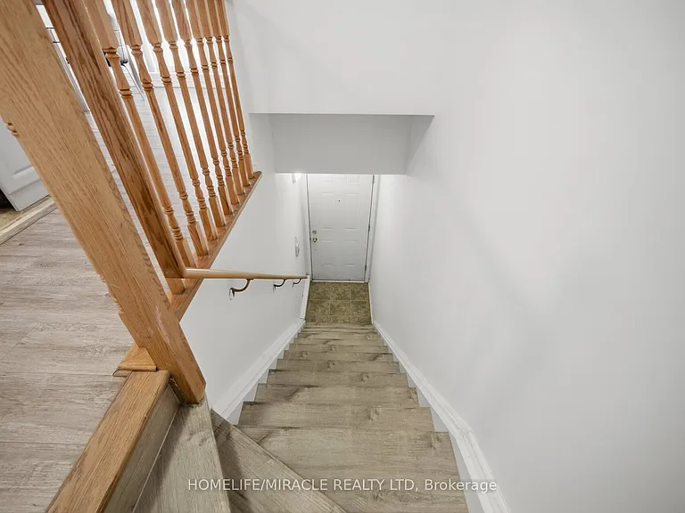 3049 Finch Ave W #2002 — Photo 17
