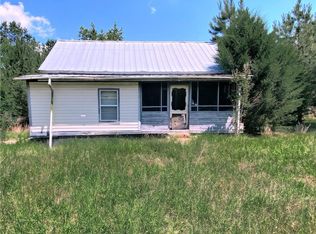 8957 County Line Rd W, Mitchell, GA 30820