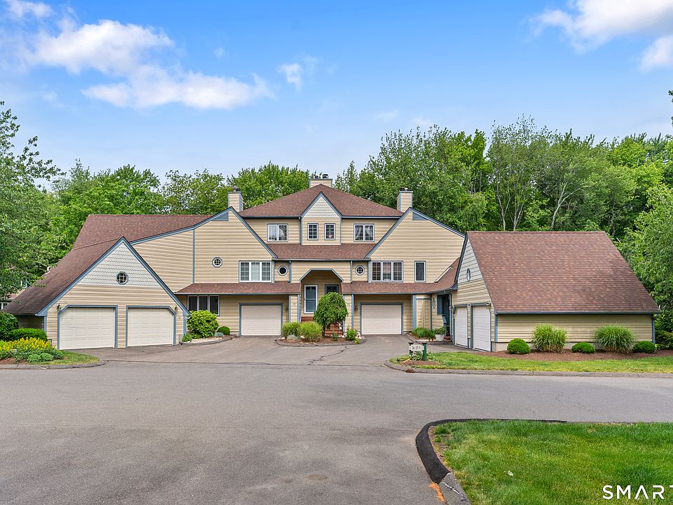 1st image of 14 L Hermitage Drive #14