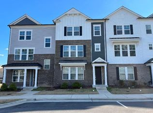 937 Haybeck Ln, Apex, NC 27523