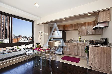 1st image of 203 E 121st St APT 501