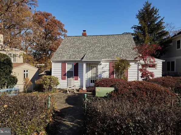 2913 24th St N, Arlington, VA 22207