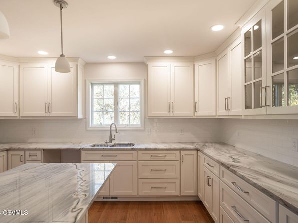 102 Victoria Ln, Lewisburg, PA 17837