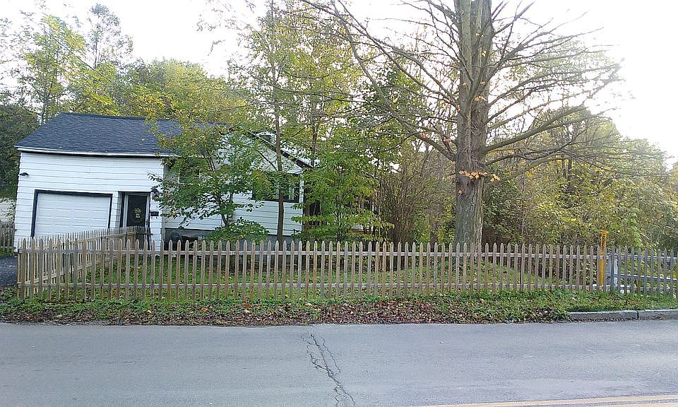 1st image of 31 Rickard St