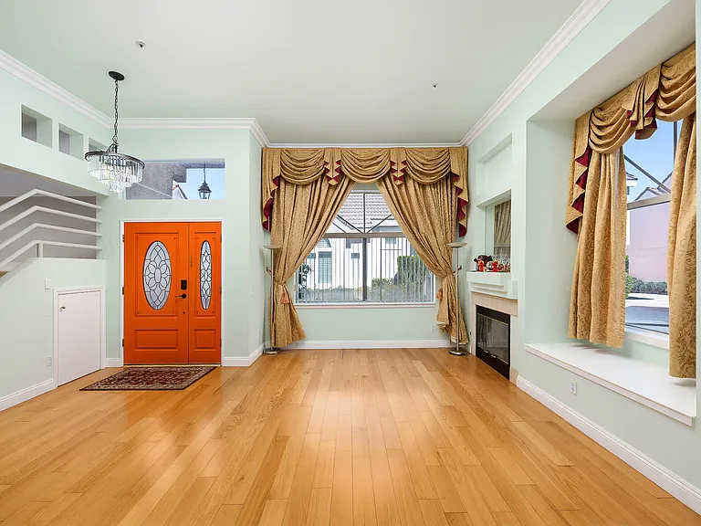 407 E Duarte Rd #C — Photo 5