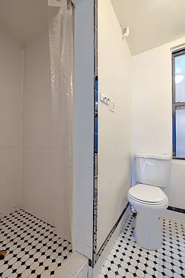 Rented by J Misrahi Realty Corp | media 5