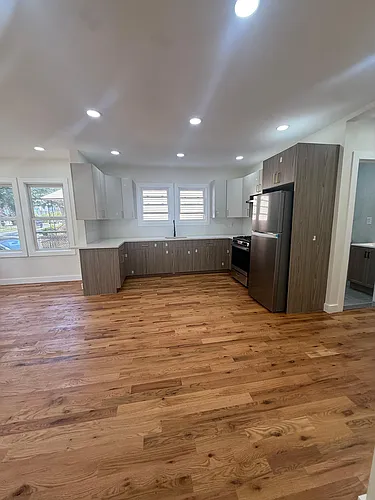 207 Hansbury Ave #1F Photo 1