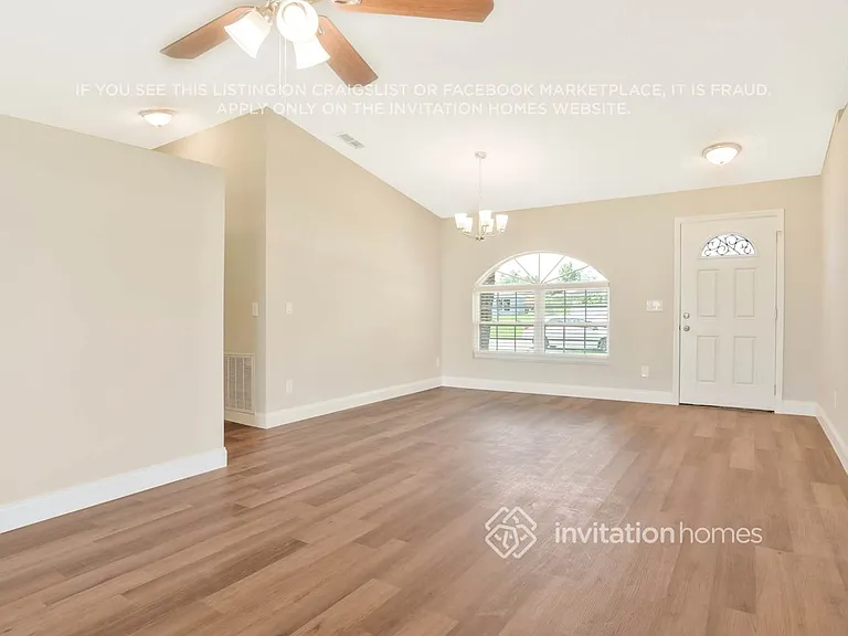 676 Regency Way — Photo 4