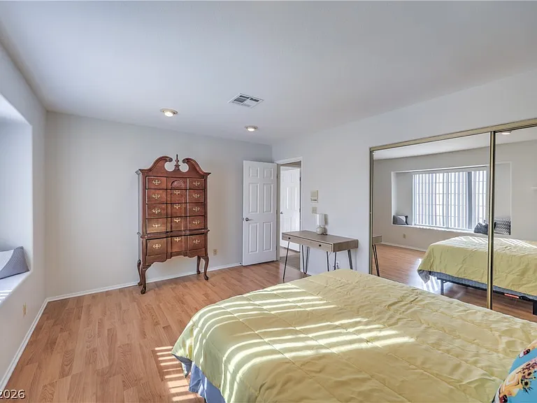 271 Sunshine Springs Ct — Photo 29
