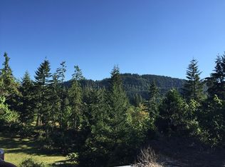 20354 El Romar Dr NE, Scotts Mills, OR