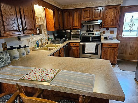 4th image of E2946 470th Avenue