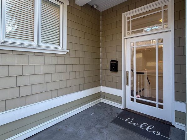 3 bedroom rental in West Vancouver — photo 3