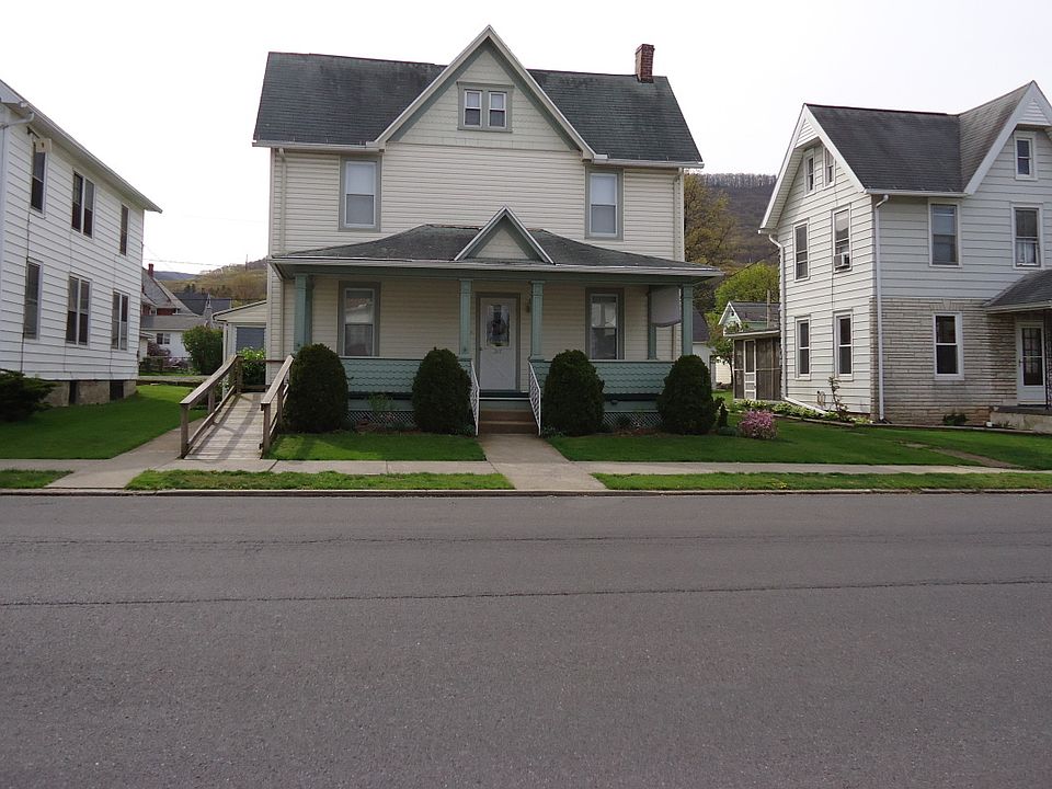 1st image of 217 W Central Ave S