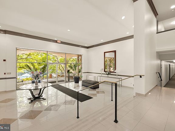 4th image of 5301 Westbard Cir APT 210