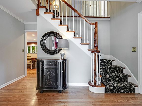 4th image of 1044 Gracewood Dr