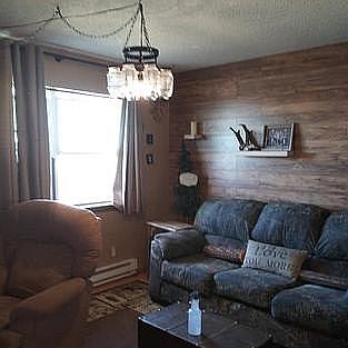 3rd image of 1130 Riverbend Dr