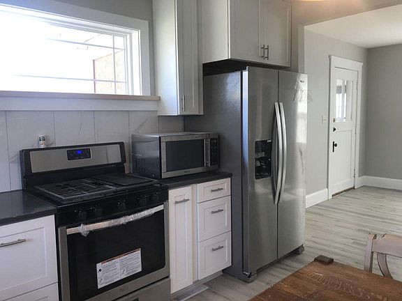 5th image of 1532 Adams St
