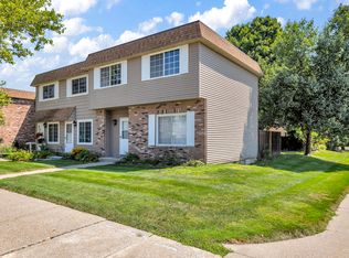 466 Riverbend Dr, Milan, MI 48160