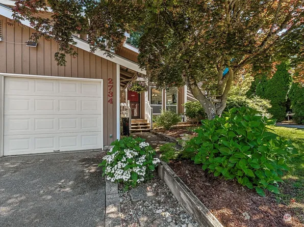 2734 SW 341st Street, Federal Way, WA 98023