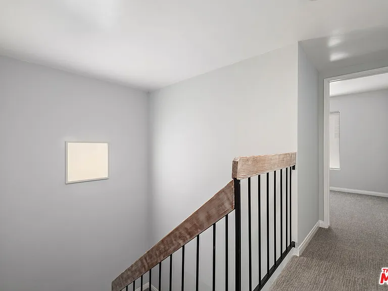 2337 Oak St #2 — Photo 25