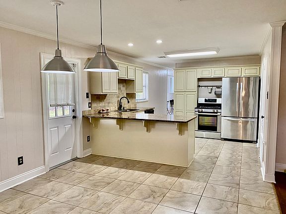 4th image of 108 Claymore Dr