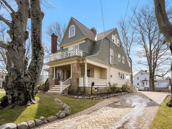 73 Union St, Weymouth, MA 02190