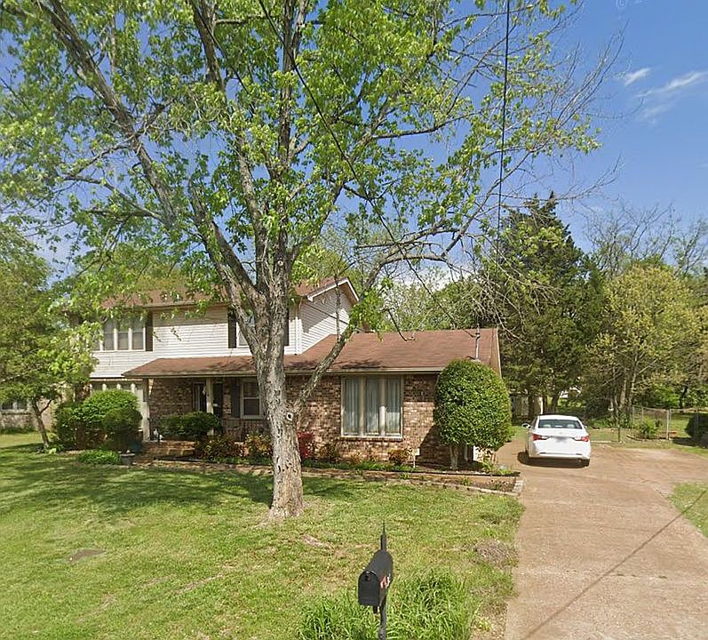 1st image of 732 Lake Terrace Dr