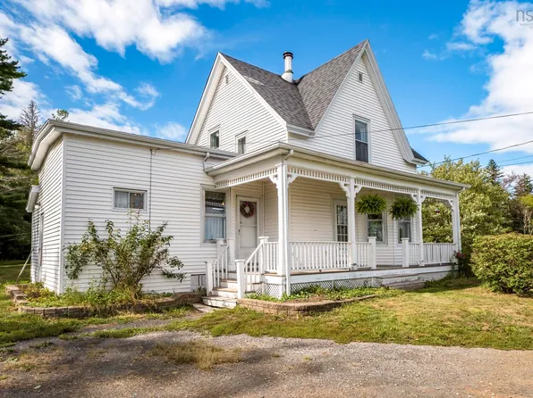 7613 Highway 215, Cambridge, NS B0N 2R0