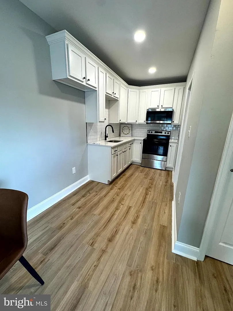 77 Byberry Rd — Photo 3