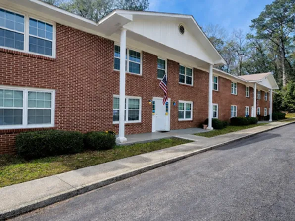 423 Highland Ave APT B, Ozark, AL 36360