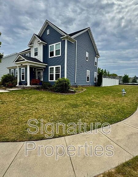 100 Sandalwood Ln — Photo 2