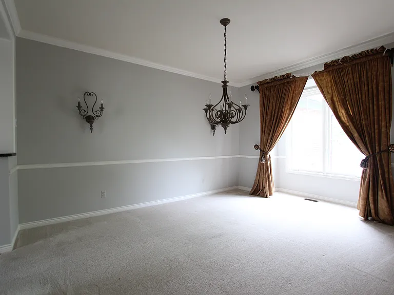 18547 Clairmont Cir E — Photo 5