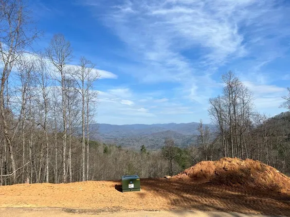 44 Bee Gum Rdg, Almond, NC 28702