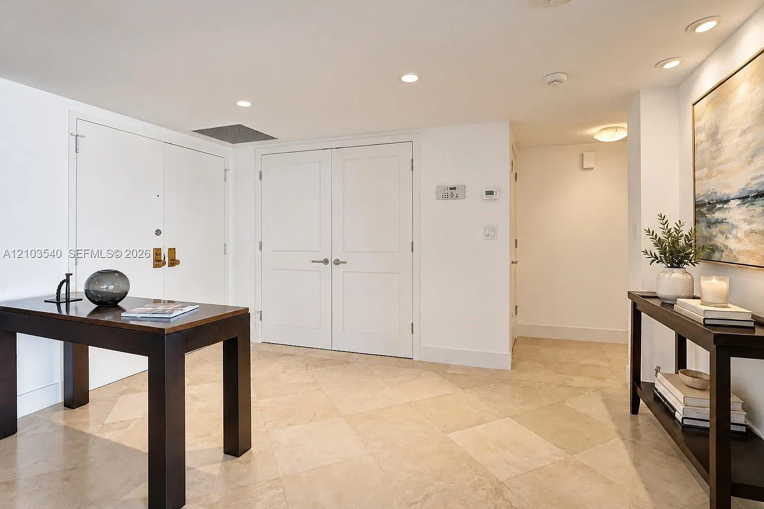 Grove Isle Condo — Photo 2
