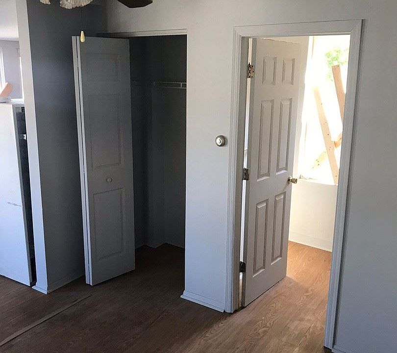 1st image of 27 W Pleasant Ave APT C