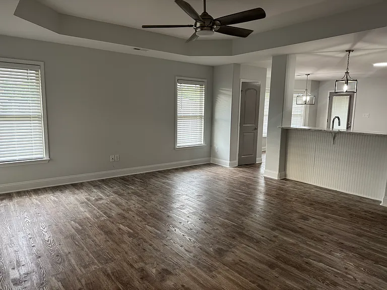 131 Brookslanding Dr — Photo 8