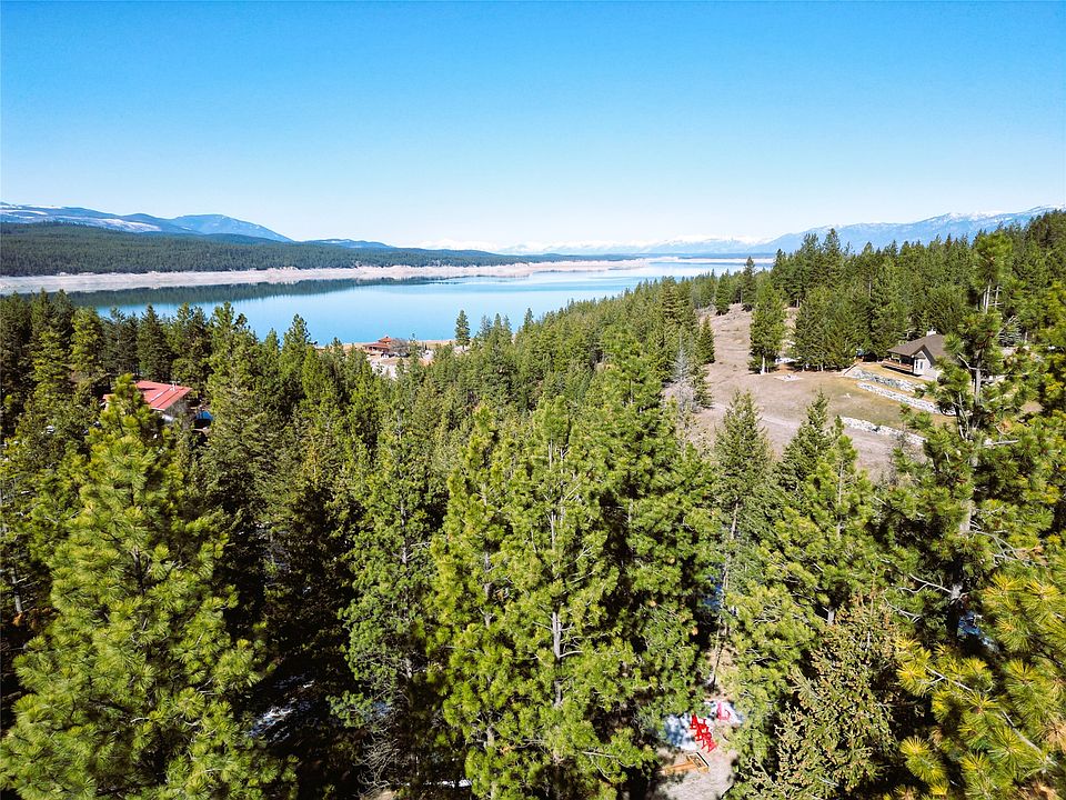 1st image of 64 Kokanee Dr W