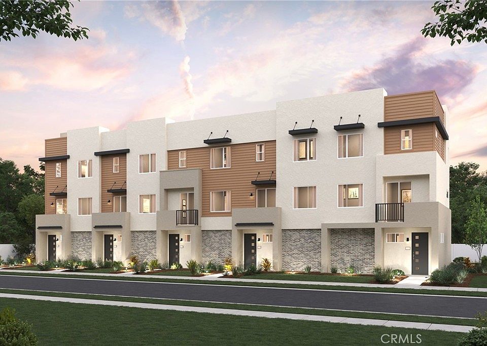 1st image of 4003 Valley Oak Ln #G