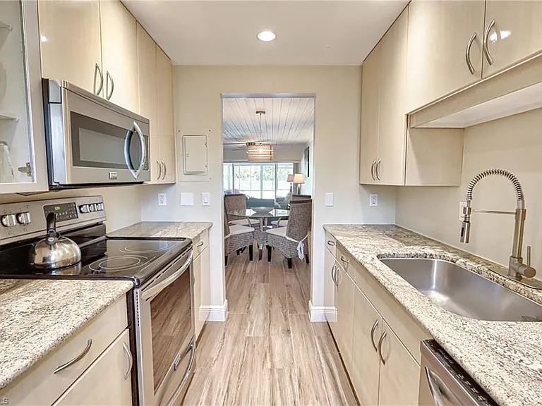 820 Ketch Dr #3 — Photo 10