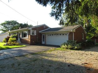 5303 E Bristol Rd, Burton, MI 48519