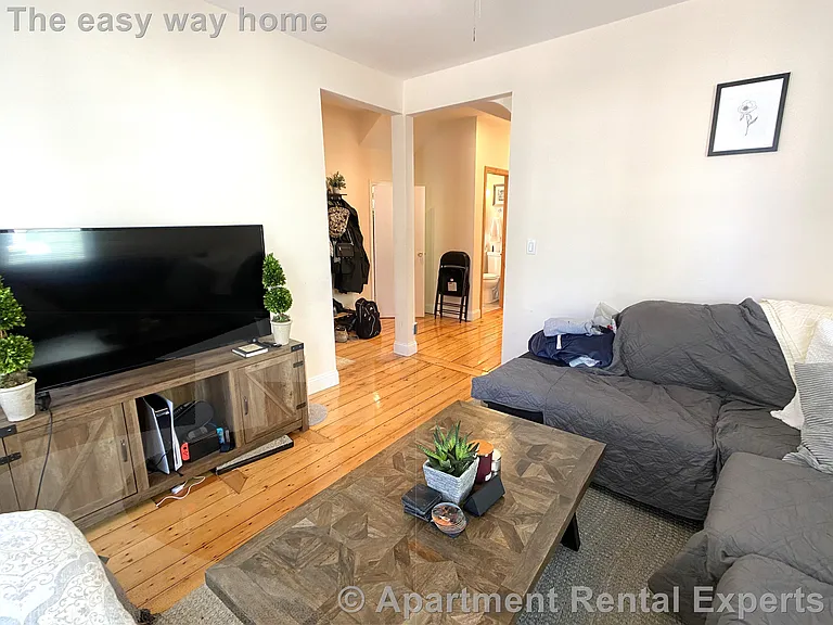 20 Radcliffe Rd — Photo 7