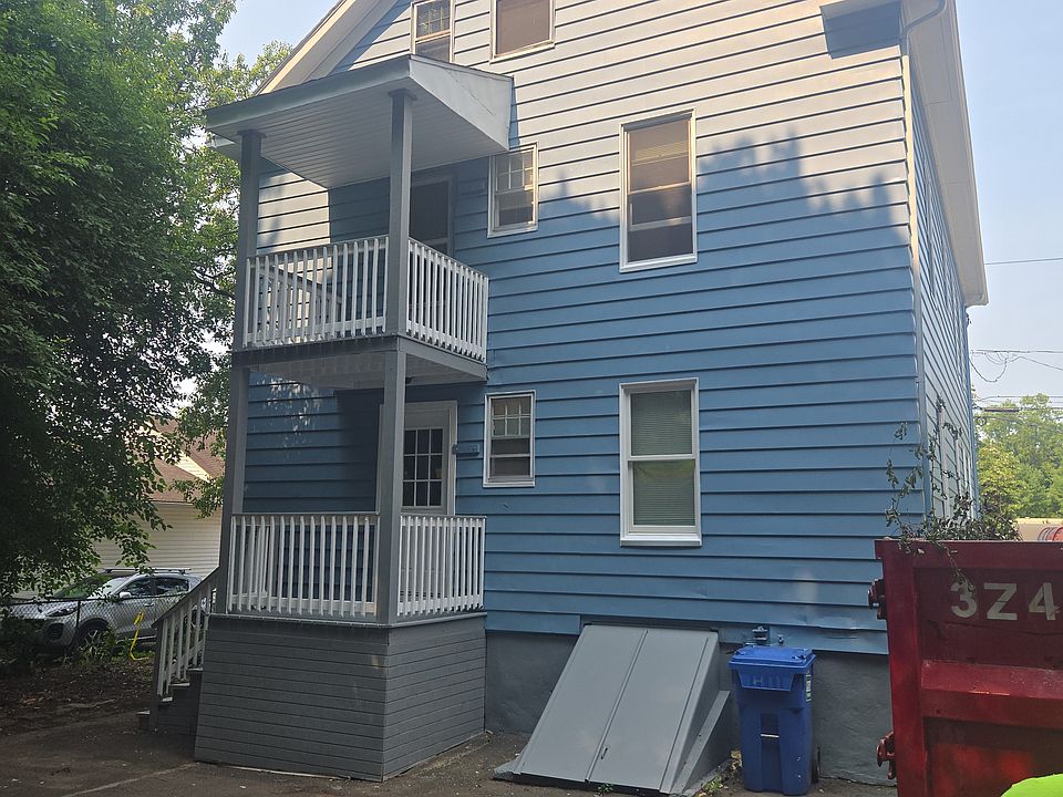2nd image of 85 Hicks St #1