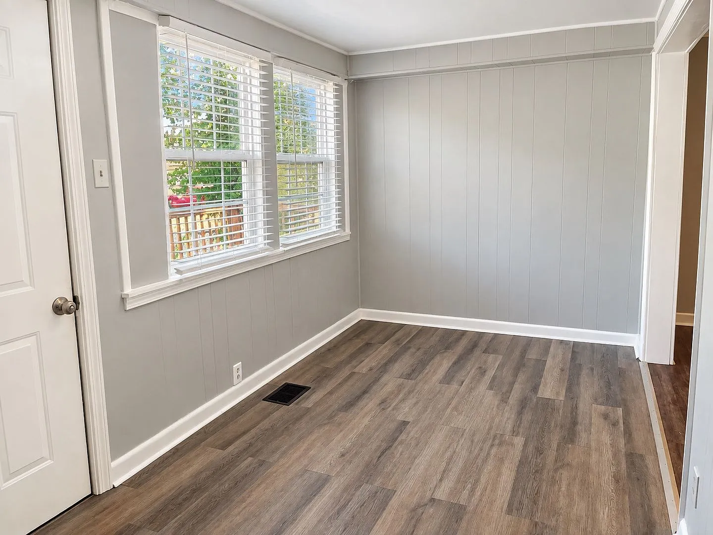 3 bed, 2.0 bath, 1198 sqft, $1,495 — Photo 3